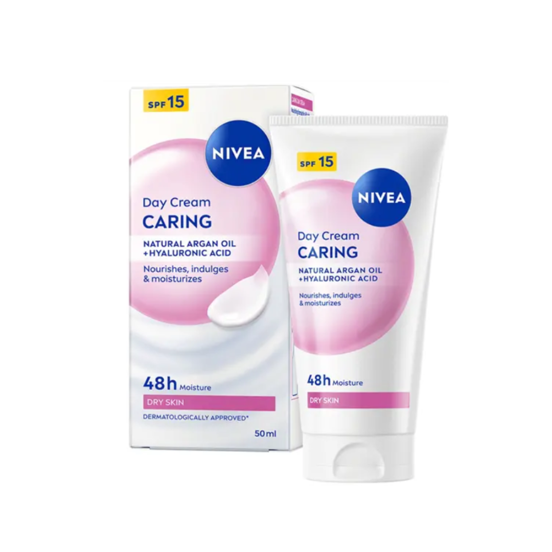 Nivea Nourishing Day Cream For Dry & Sensitive Skin SPF15