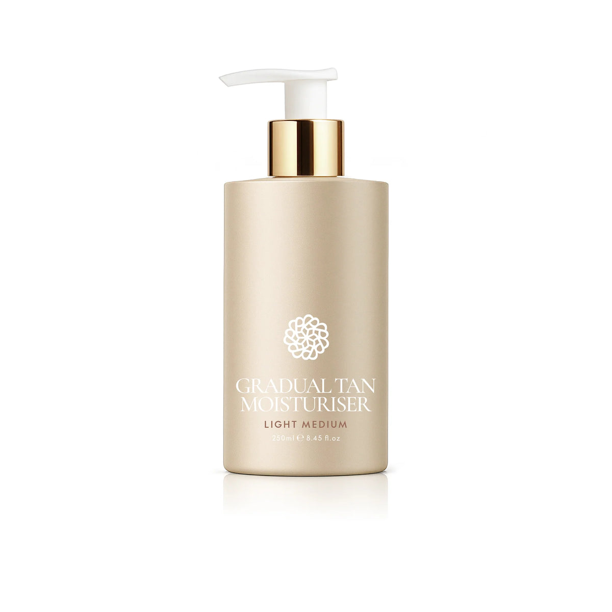 Lisa &amp; Co Cosmetics Gradual Tan Light/Medium